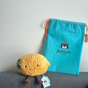 （SOLD）Jellycat Amuseables Lemon